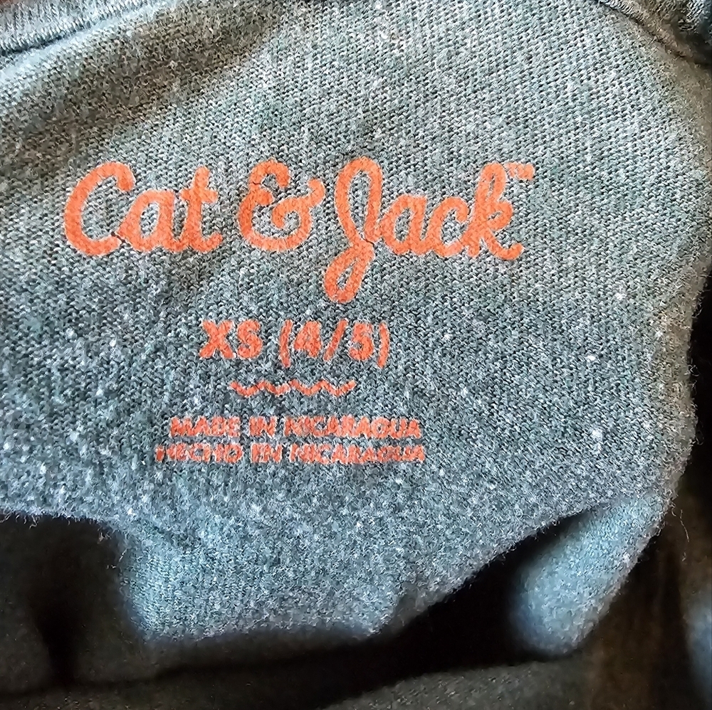 Cat & Jack XS 4/5 boys long sleeve shirt - Picture 3 of 3